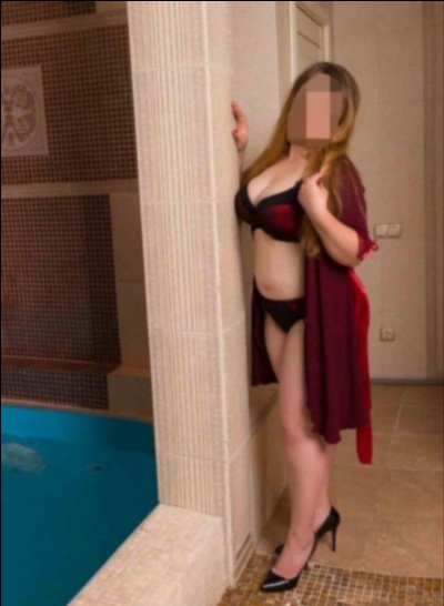 Adriana, 25 ans, Louveciennes