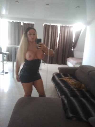 Elena, 25 ans, Villiers-le-Bel